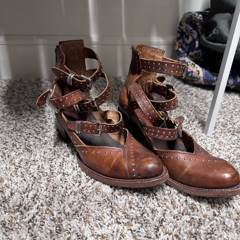 Felicity FreeBird Size 7